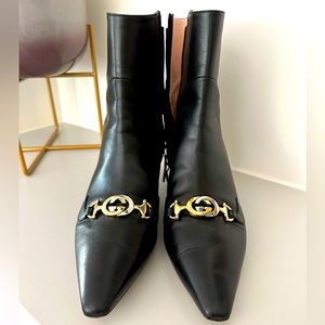 Gucci kitten heel leather booties , 40